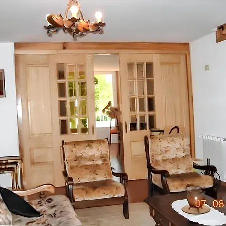 Villa Charming In With Shared Pool