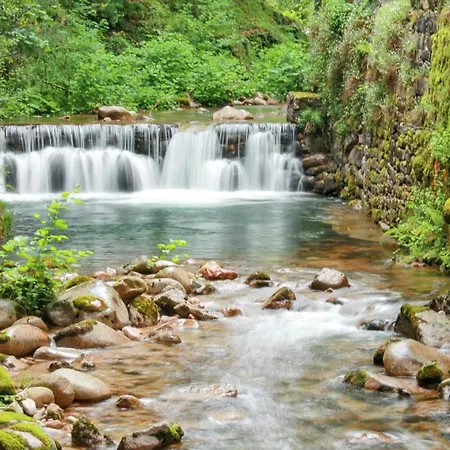 Charming In With Shared Pool * Pedraca