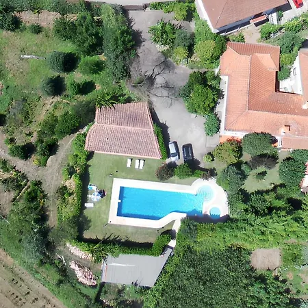 Villa Charming In With Shared Pool