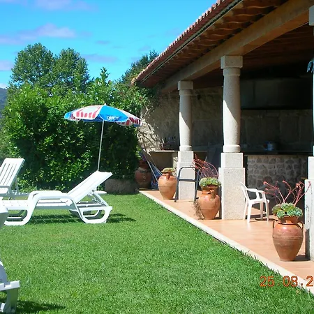 Villa Charming In With Shared Pool *
