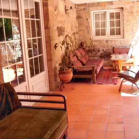Charming In With Shared Pool Villa Pedraca