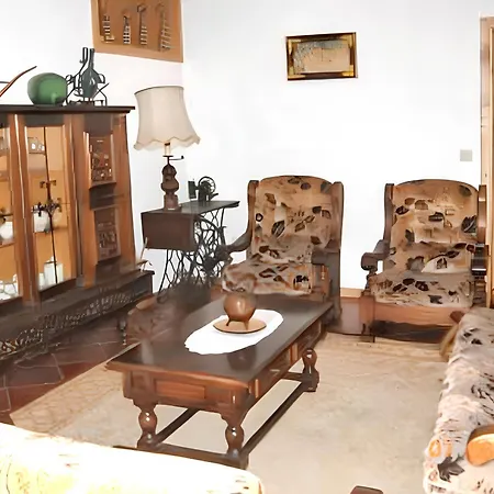 Charming In With Shared Pool Villa