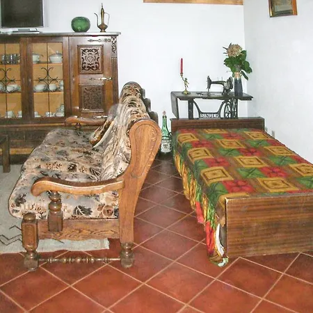 Charming In With Shared Pool Villa *