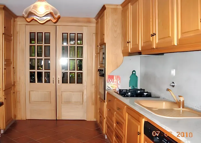 Charming In With Shared Pool Villa