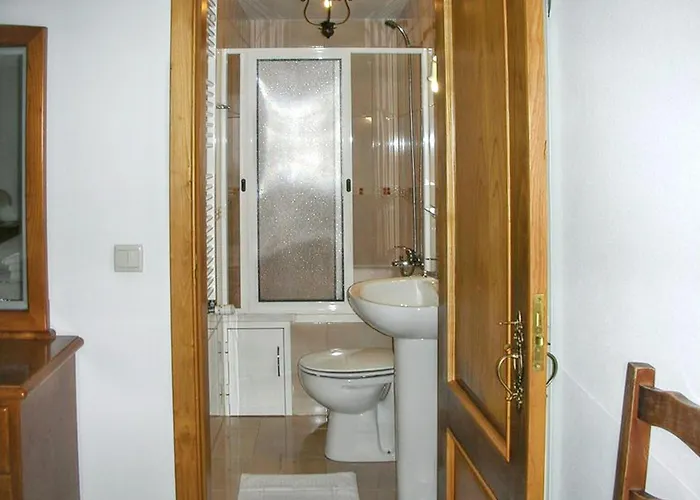 Charming In With Shared Pool Villa Pedraça